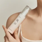 Ginseng Moist Sun Serum (SPF 50+ PA++++) - Image 2